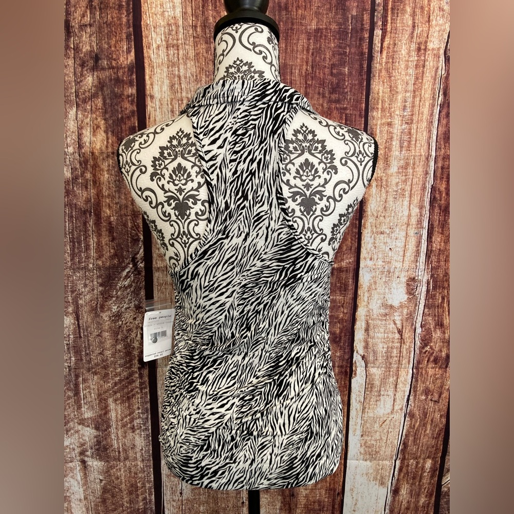 Free People | NWT Animal Print RacerBack Tank - Picture 6 of 10